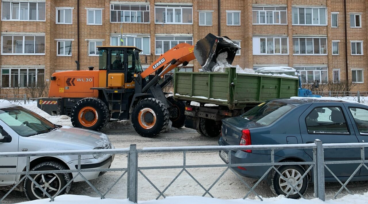 В  Карачевском районе  расчистили за снежные выходные более 800 километров дорог