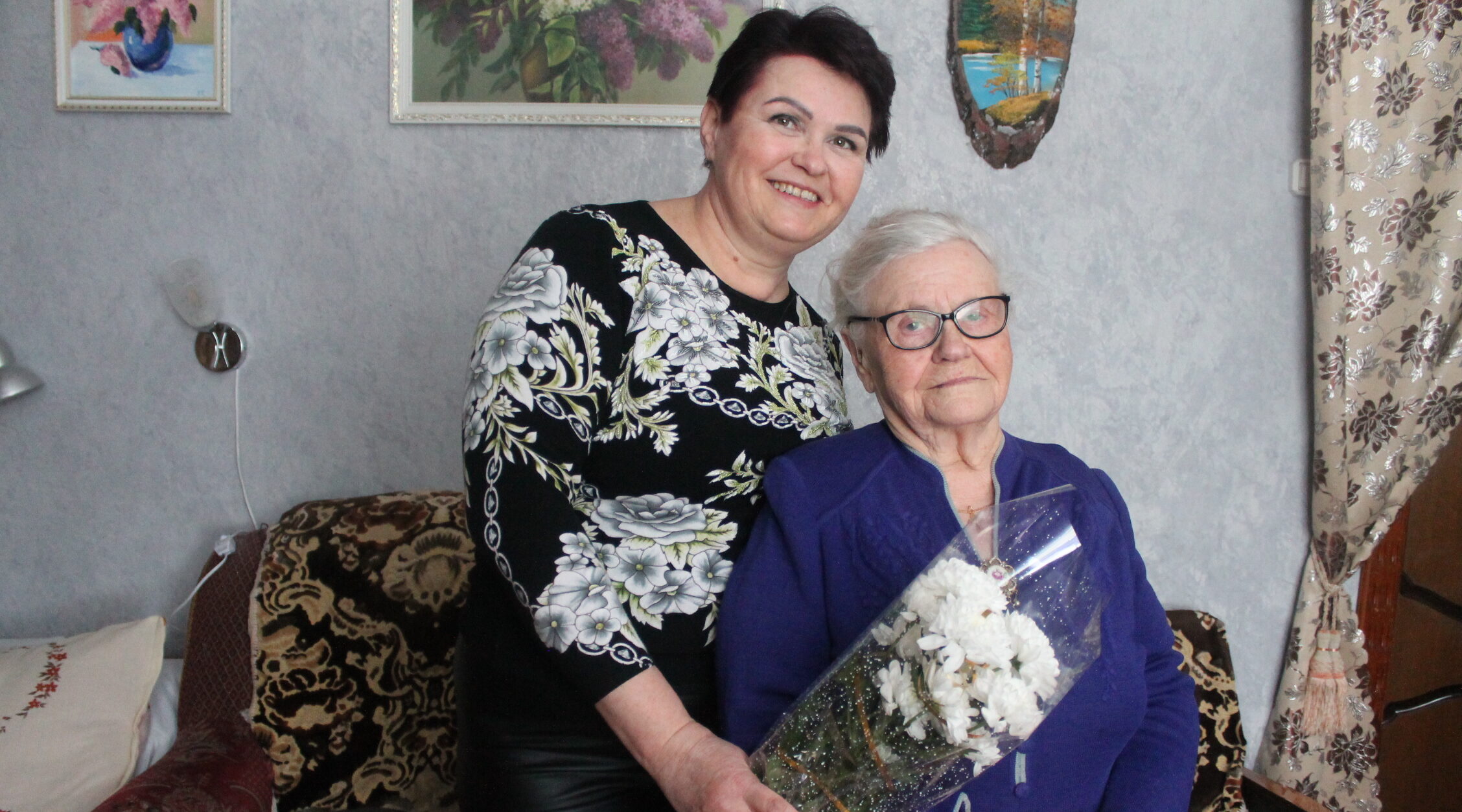 Жительница карачевской деревни Мальтина Ольга Павловна Сеникова отметила 90-летний юбилей