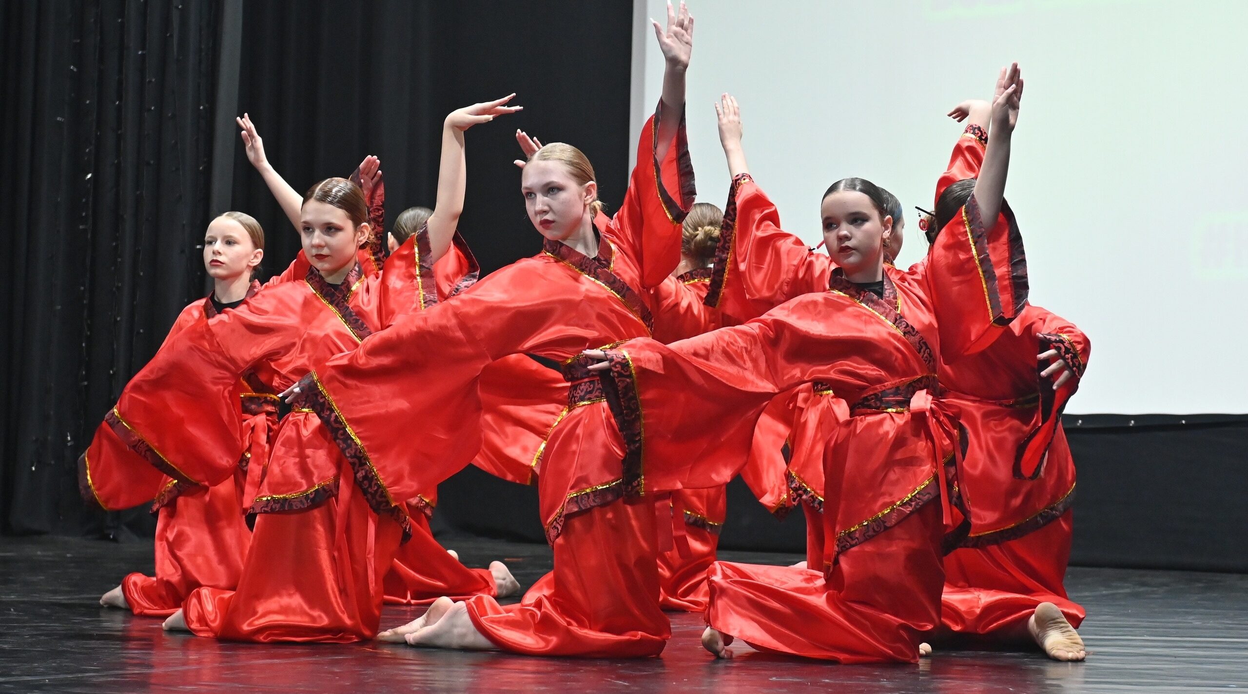 Карачевский Театр танца «НИКА»  блестяще выступил на Всероссийском конкурсе