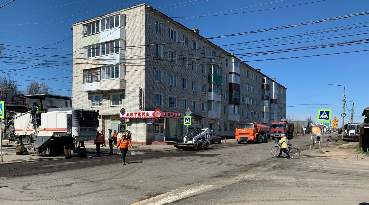 В Карачеве стартовал капитальный ремонт улицы Ленина