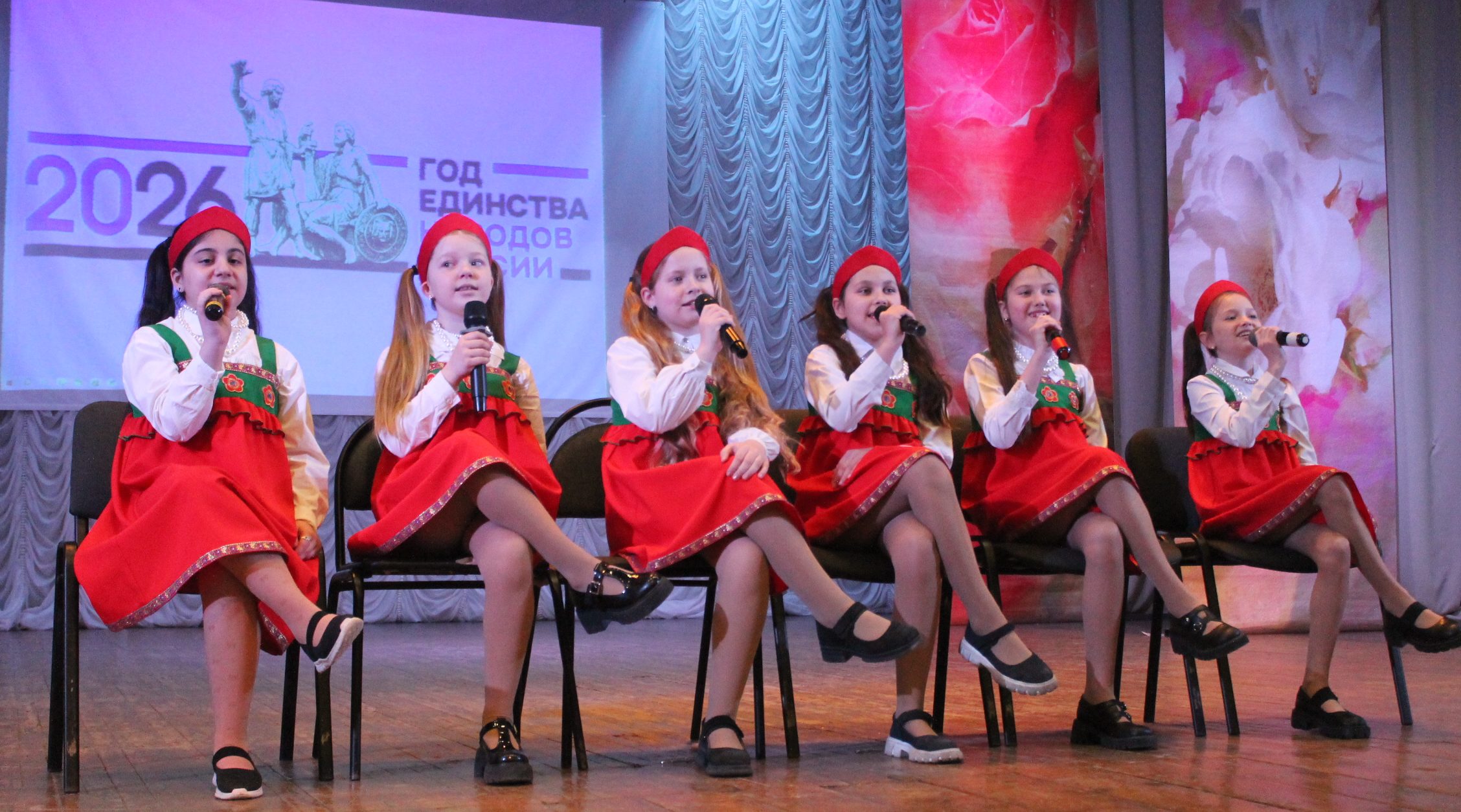 В Карачевском районе прошёл смотр «Я вхожу в мир искусств»