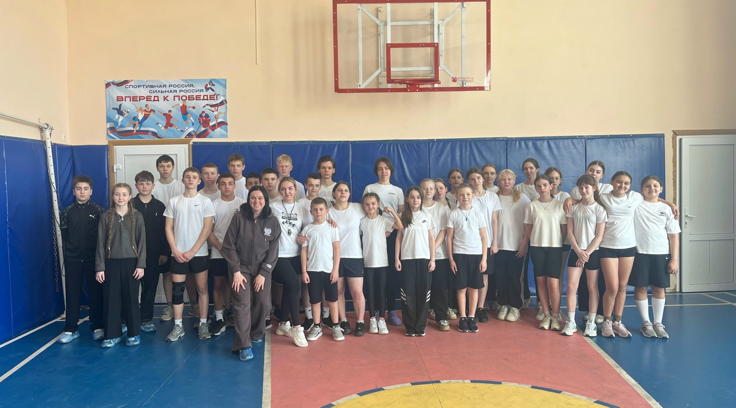 В Карачевском районе Березовская школа отметила Всемирный день здоровья массовой сдачей норм ГТО