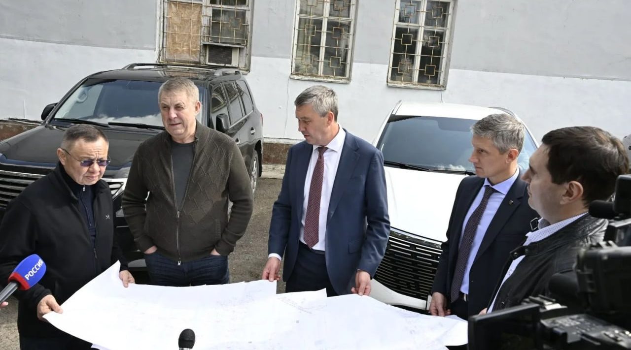 Губернатор Брянщины  и министр строительства и ЖКХ  оценили систему теплоснабжения Клинцов