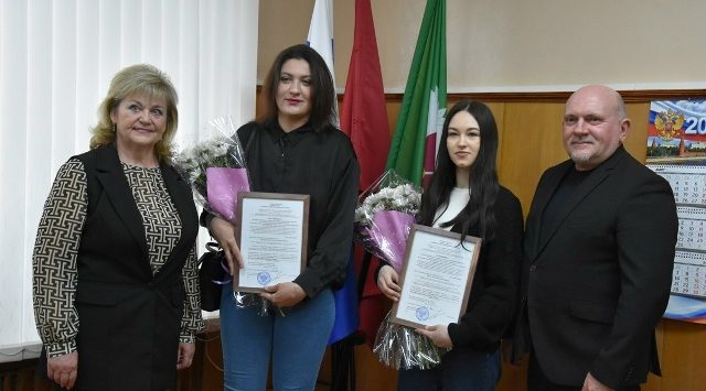 Две жительницы Дятьковского района получили сертификаты на покупку жилья