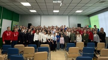 Лётчик-космонавт встретился с ребятами в брянском «Кванториуме»