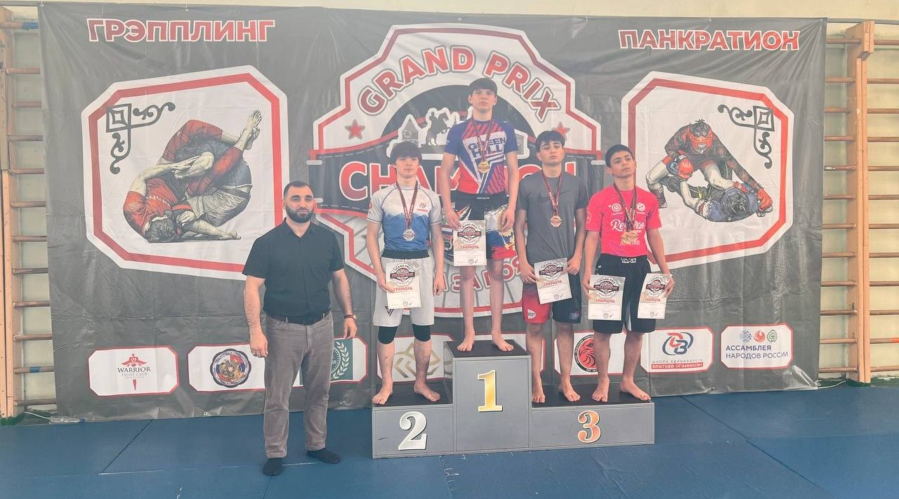 Брянские спортсмены отличились на соревнованиях по грэпплингу