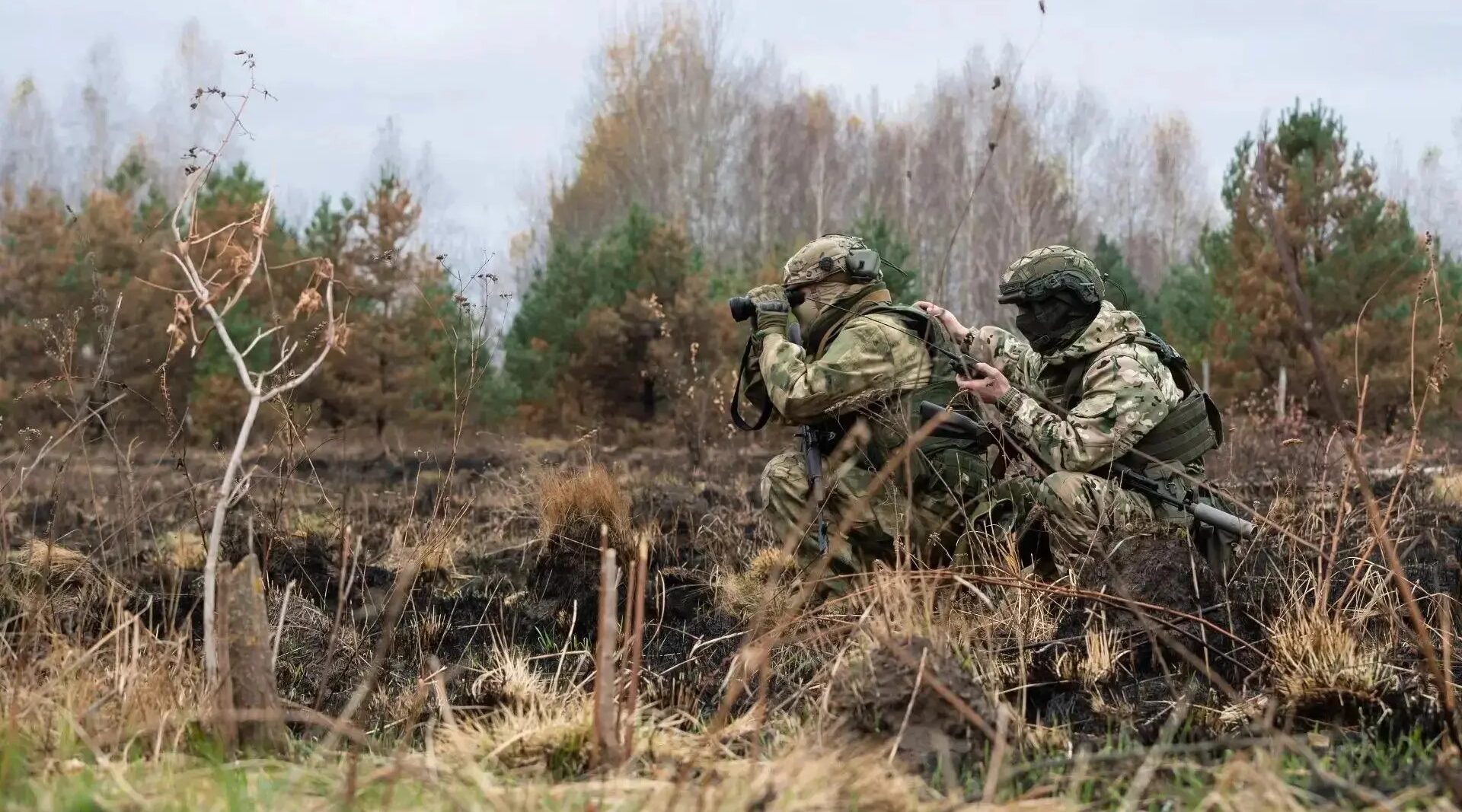 Егор Ковальчук поздравляет военнослужащих и ветеранов пограничной службы с Днем пограничника