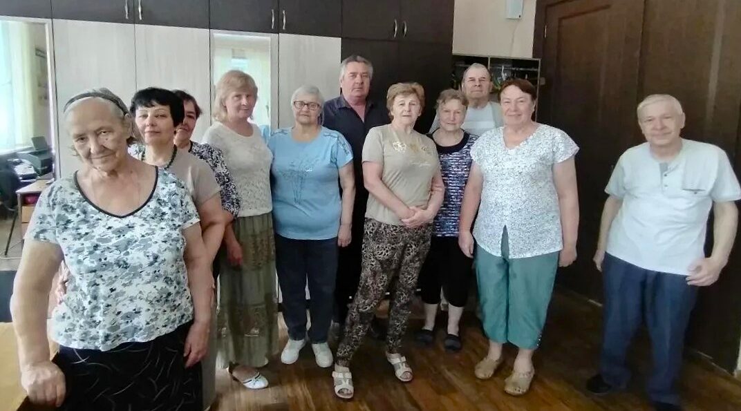 В карачевской районной библиотеке прошел  музыкально-поэтический час