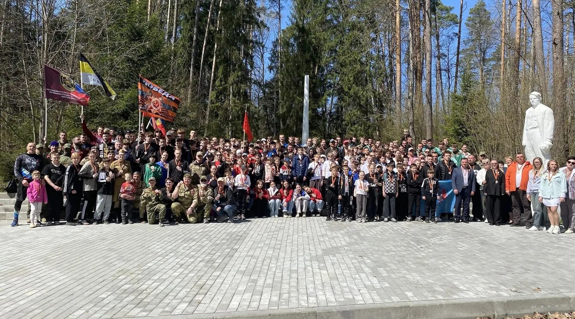 В Брянске прошёл «Забег памяти», посвящённый подвигу Александра Виноградова