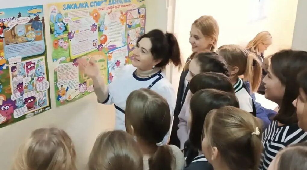 Для подростков в брянской поликлинике №2 открылась Школа здоровья