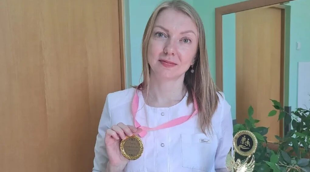 Врач-невролог Марина Агафонова признана «Лучшим наставником» в проекте «Лифт в профессию»