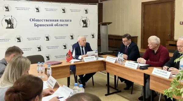 В Брянске подписаны соглашения о сотрудничестве между Общественной палатой и партиями