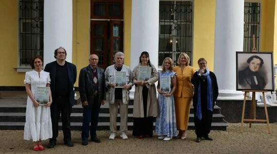 В Овстуге подвели итоги конкурса «Мыслящий тростник»