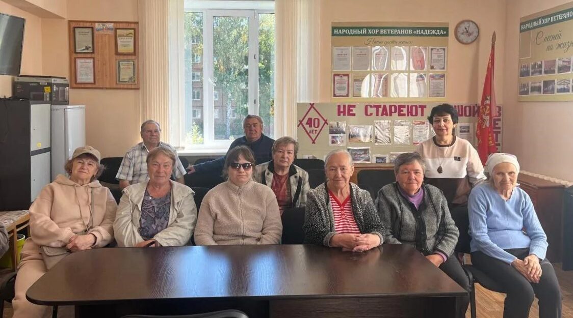 В районной библиотеке прошел час искусства «Музыкальный гений»