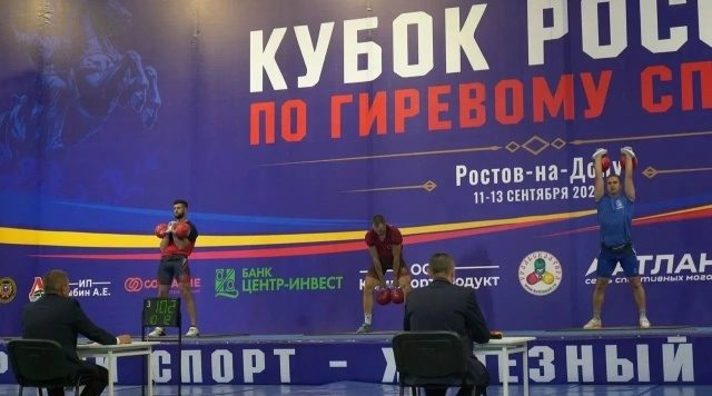 На Кубке России по гиревому спорту брянские атлеты завоевали три бронзовые медали