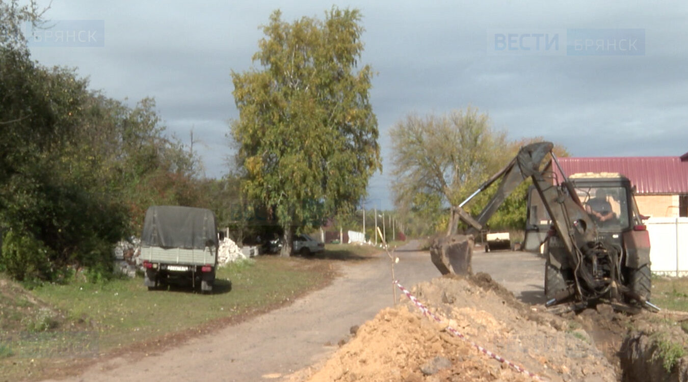 В Клетнянском и Севском районах Брянщины завершают ремонт водопроводов