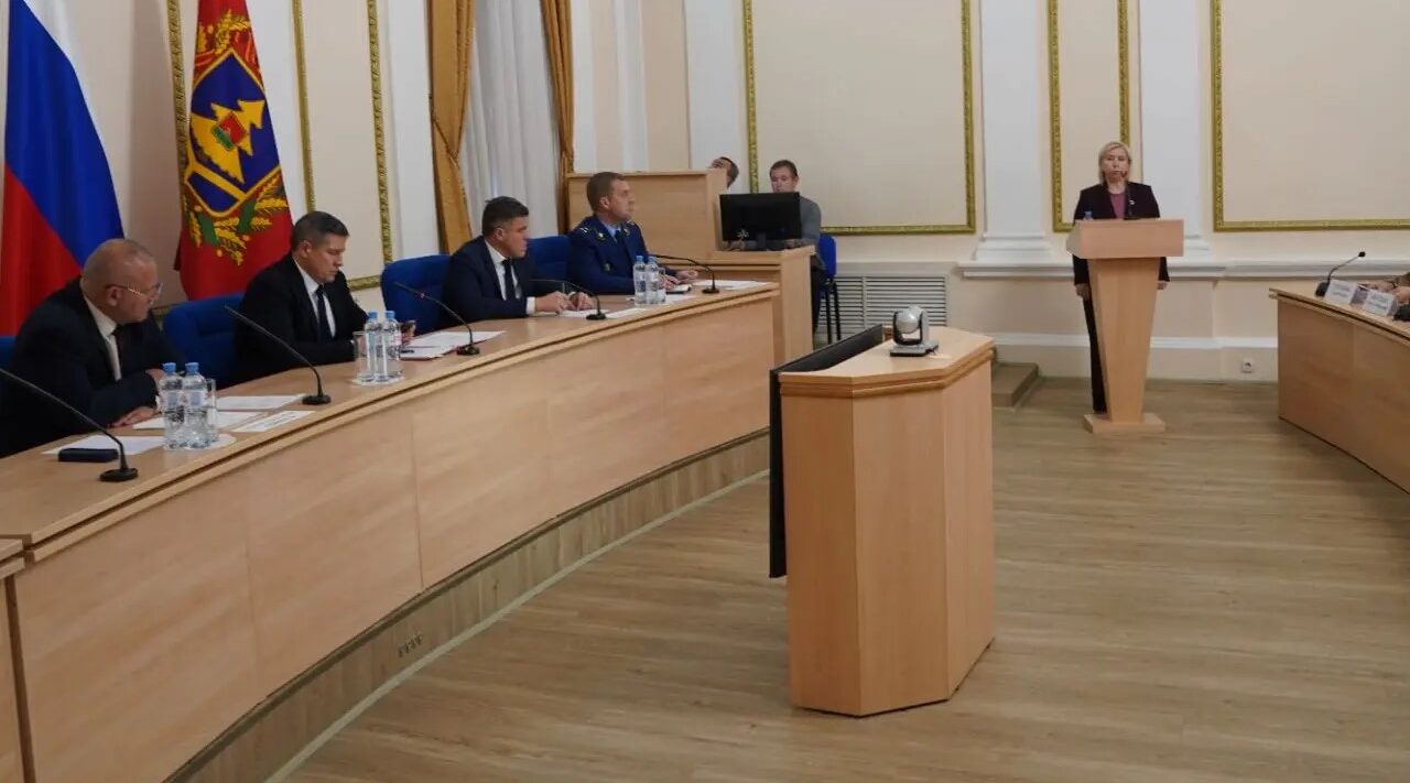 В Брянской области обсудили изменения в тарифах на коммунальные услуги